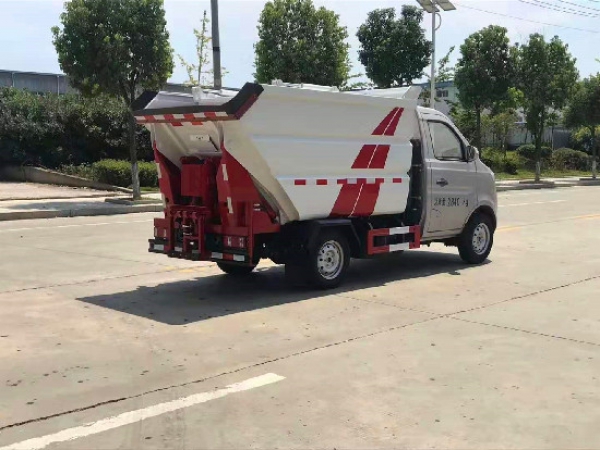 長(zhǎng)安3.5方后掛桶垃圾車(chē)